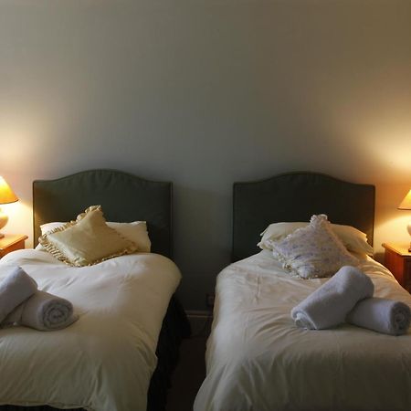 เทะเลาว์ เฮาส์ บีแอนด์บี Bed & Breakfast Wormbridge ภายนอก รูปภาพ